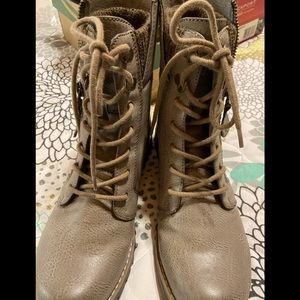 White Mountain Cliff Boot